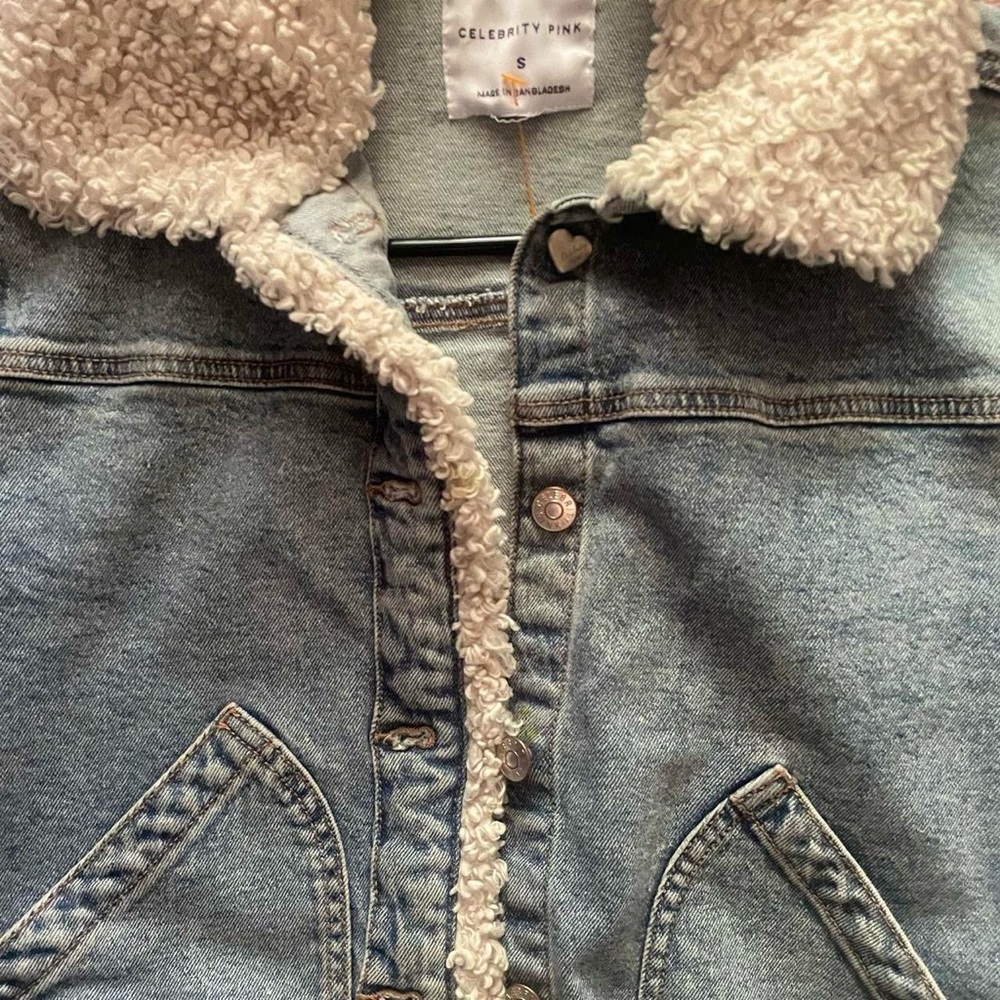 Light wash denim sherpa trim jacket